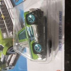 Toon D 83 Chevy Silverado Hotwheel